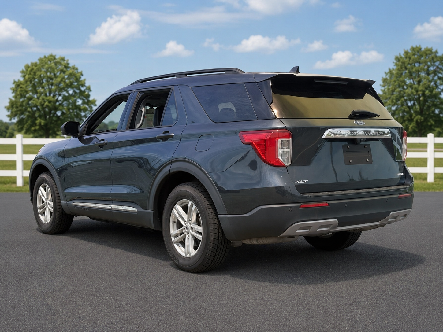 2022 Ford Explorer XLT - used car for sale in Charles Town, WV (serving WV)